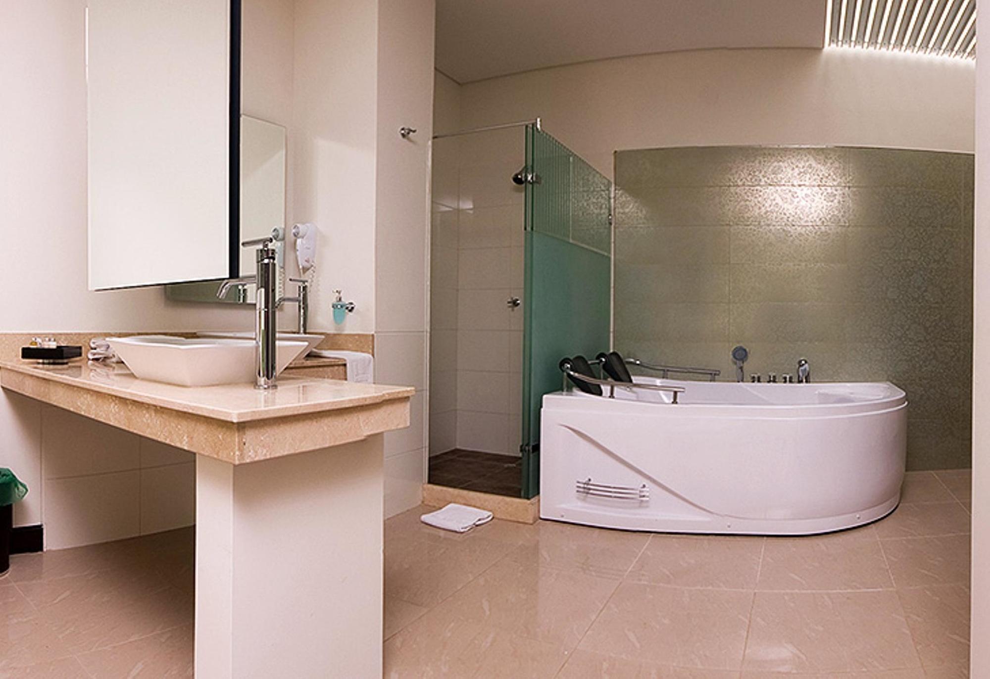 Hotel Lincoln Medellin
